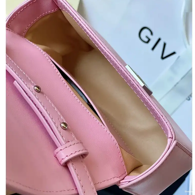 2203RF0036 Bag Givenchy 1026